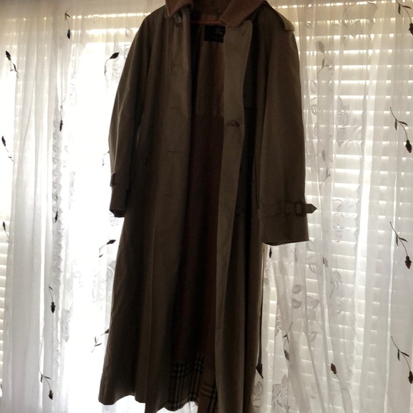 Burberry trench coat - Picture 2 of 3